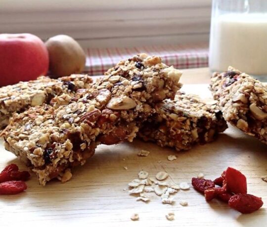 Υγιεινές συνταγές για παιδιά: Μπάρες Βρώμης