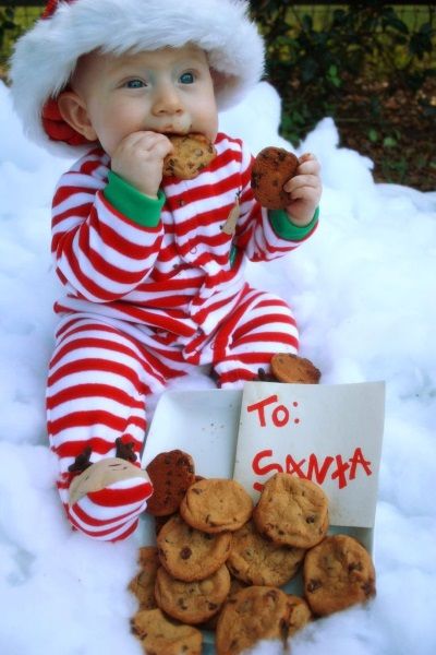xmas baby eating cookies meme
