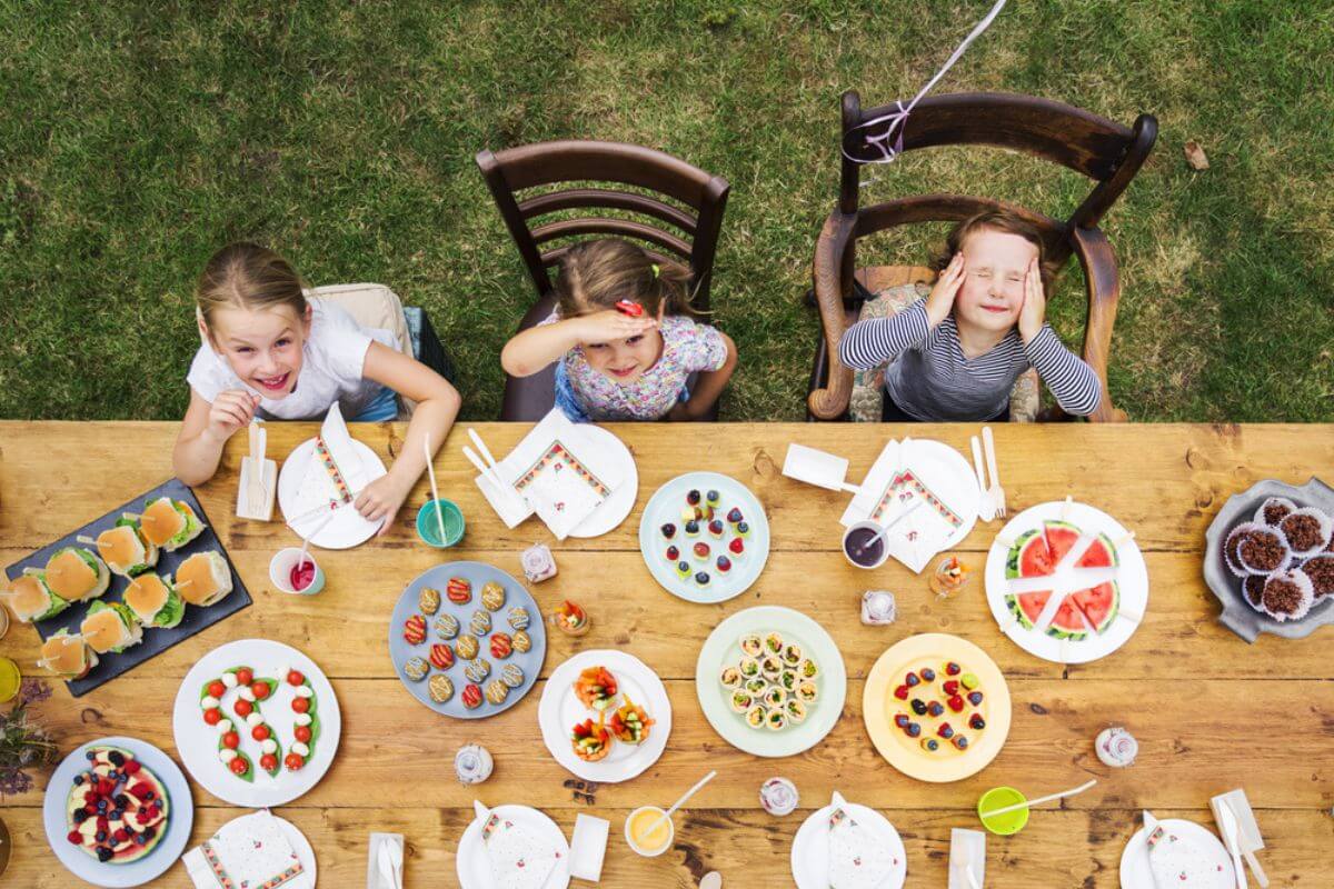 kids eating in the garden